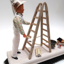 Maler - Miniaturszene, komplett, auf Tapezierbürste - Detailbild